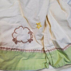 Pottery Barn Kids Cream Brown Embroidery‎ Sheep Lamb Baby Crib Bed Skirt Duster